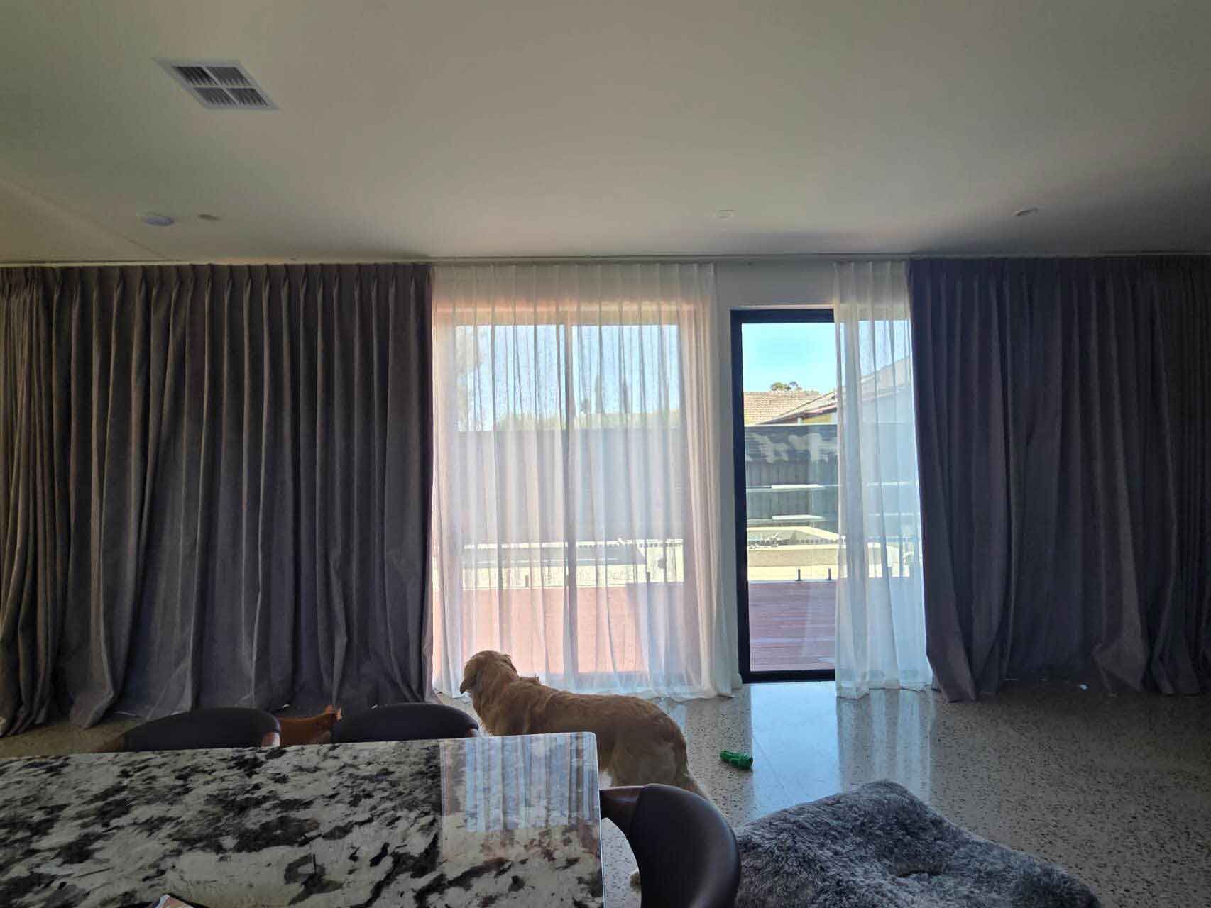 Curtain With Remote
