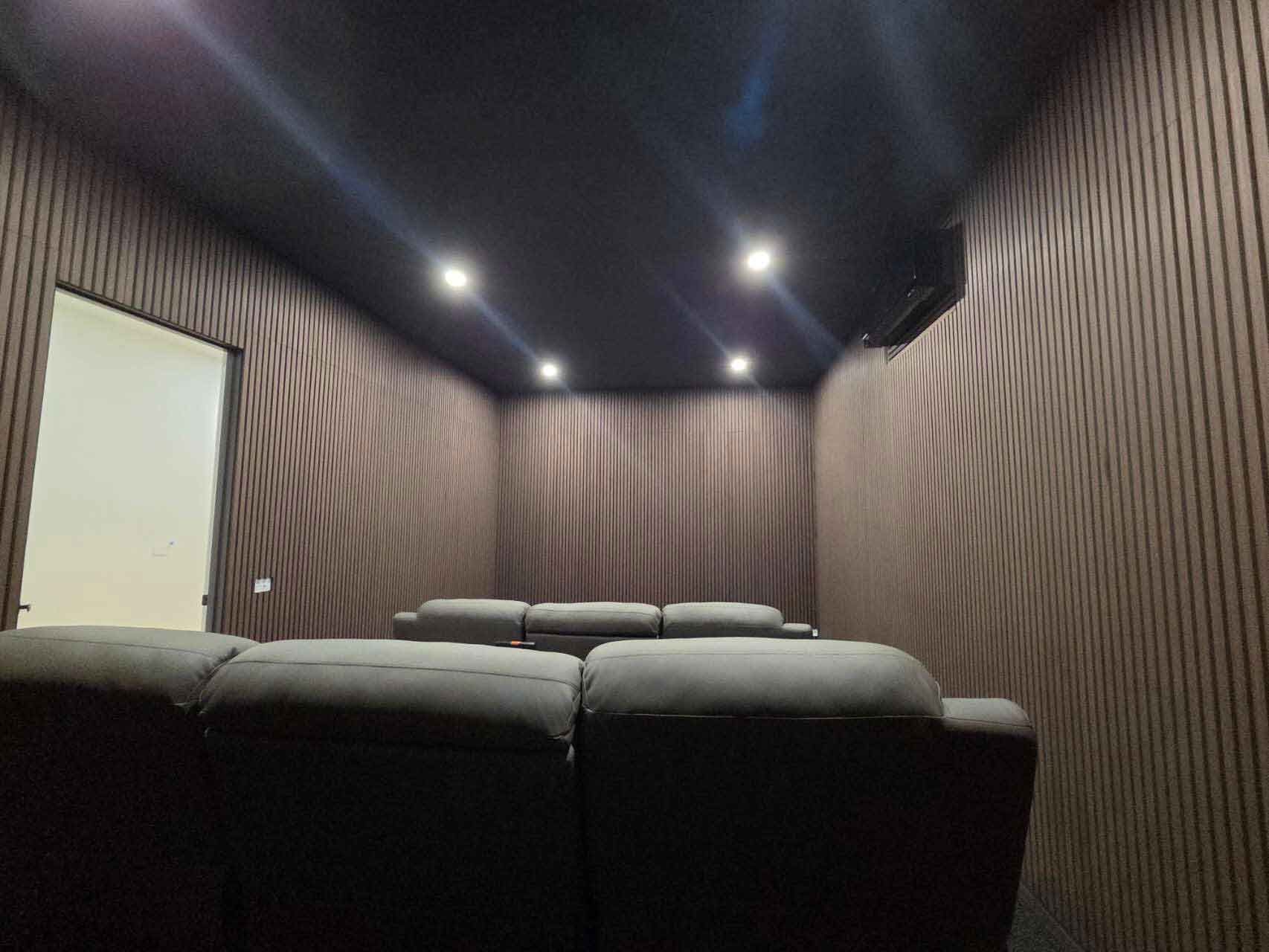 Acoustic Wall Panels & Recliners